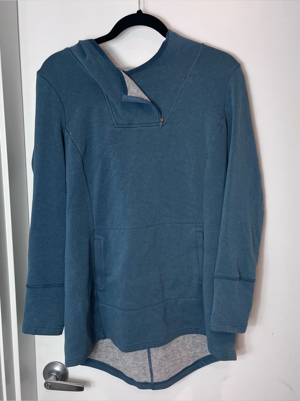 Title Nine Mighty Tunic Pullover Hoodie Medium Blue Hooded Zip Neck